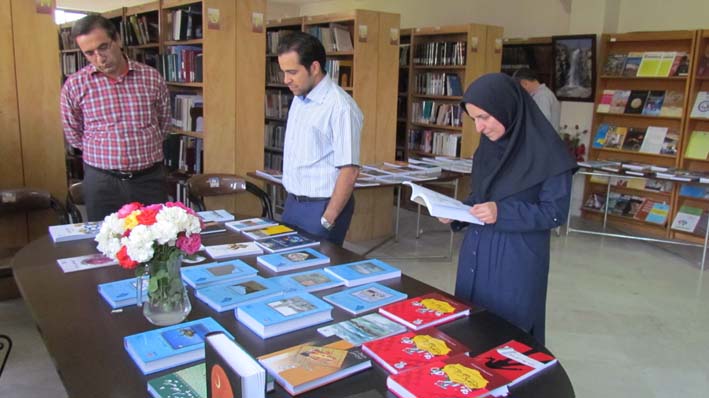 نمایشگاه کتب خریداری شده از سی امین نمایشگاه بین المللی کتاب تهران برگزار می شود