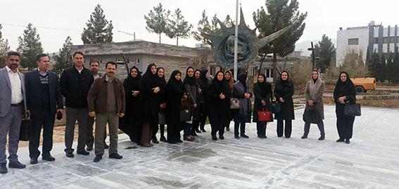 برگزاری کارگاه آموزشی با عنوان "زمین شناسی پزشکی" برای دبیران زمین شناسی استان