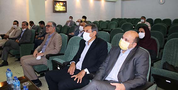 جلسه پرسش و پاسخ رئیس سازمان زمین شناسی و اکتشافات معدنی کشور با نمایندگان تشکل های معدنی و زمین شناسی استان خراسان رضوی