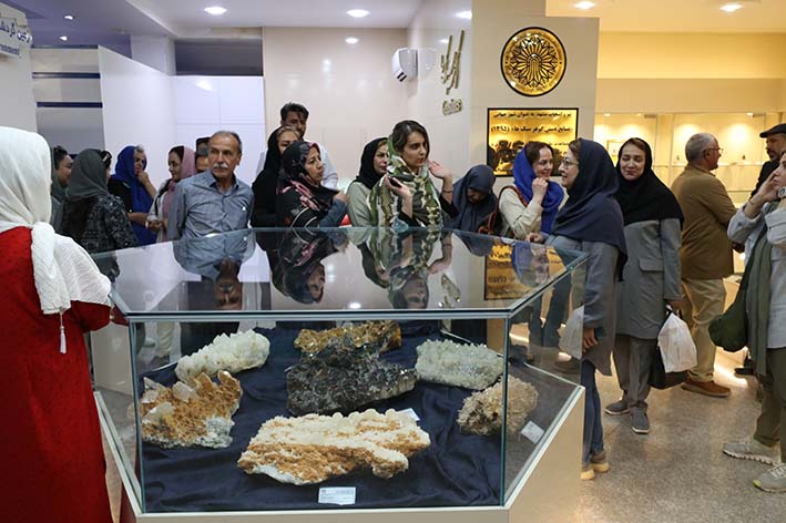 برگزاری کارگاه های آموزشی نخستین رویداد زمین گردشگری شمال شرق ایران در اداره کل زمین شناسی و اکتشافات معدنی منطقه شمال شرق