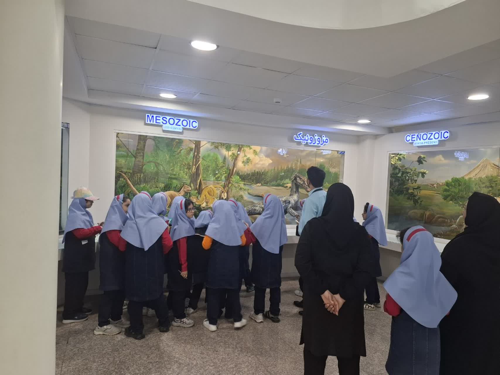 میزبانی پارک موزه علوم زمین از کودکان به مناسبت روز جهانی کودک